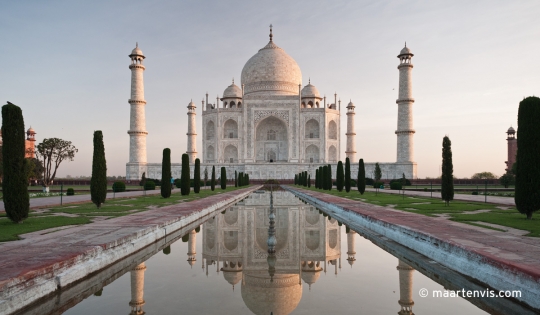 20090401 4978 540x315 - Total Taj