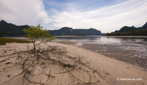 20110616 7975 610x355 - Tanjung Rhu, Langkawi