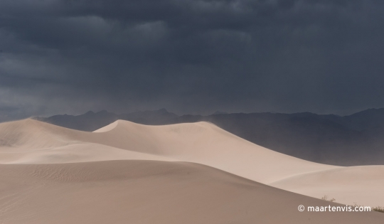 20120425 5999 540x315 - Death Valley #3: Dust in the Wind