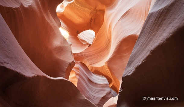 20120429 6527 610x356 - Lower Antelope Canyon