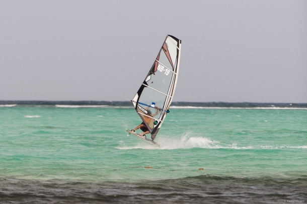 20130907 2518 610x407 - Surf's Up at Lac Bay