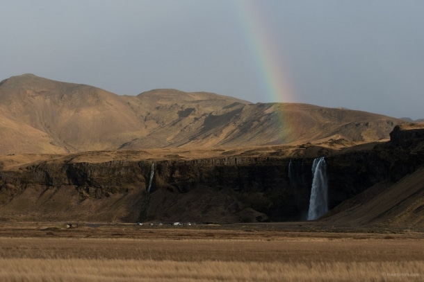 20131104 5869 610x407 - Chasing Rainbows And Waterfalls