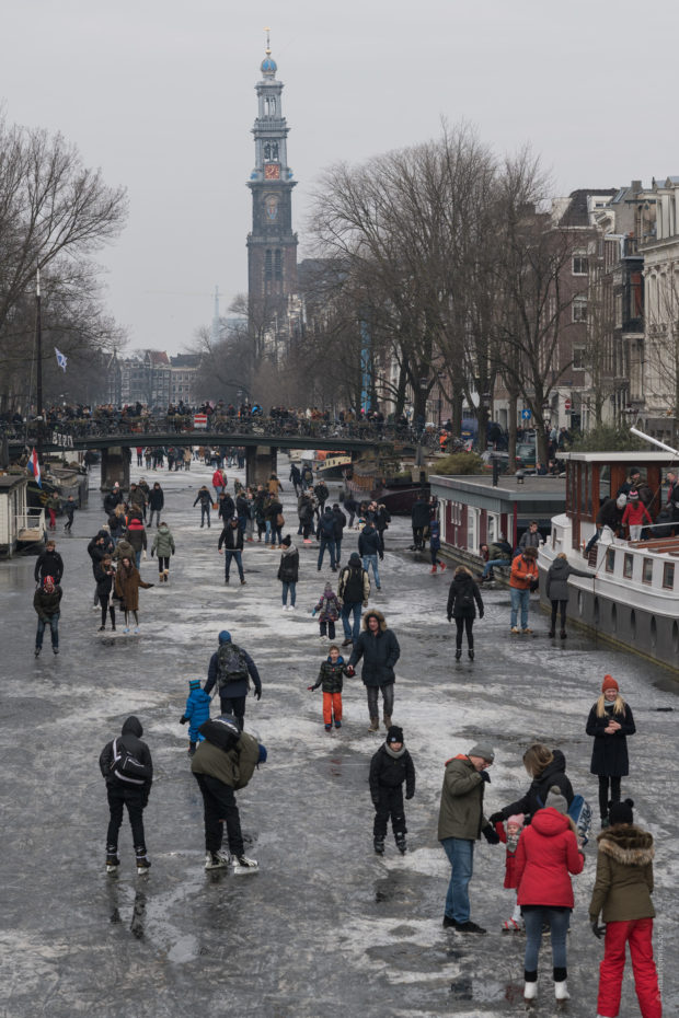 20180303 3639 620x930 - Ice Skating on the Amsterdam Canals