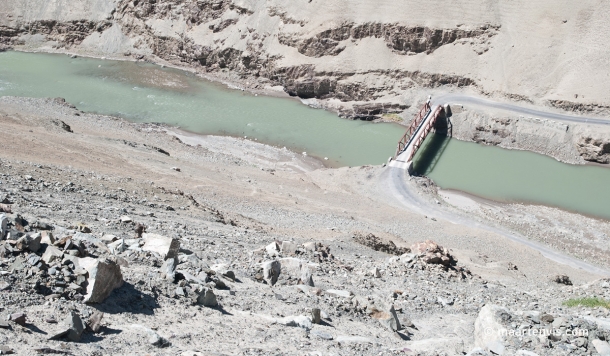 DSC 0152b 610x356 - Beyond Leh: Following the Indus River